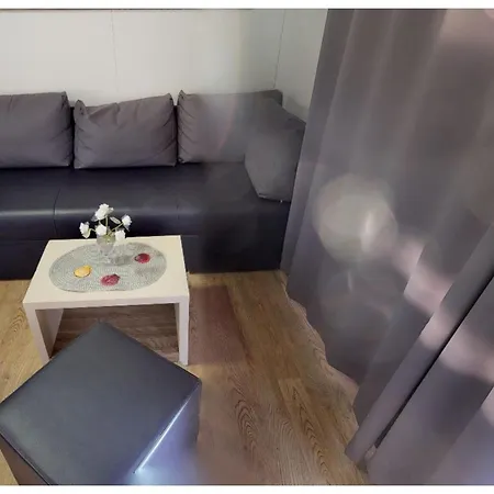 Mobile In Bodensdorf Near & 度假居 *