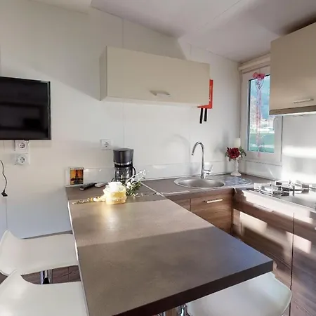 Mobile In Bodensdorf Near & 度假居