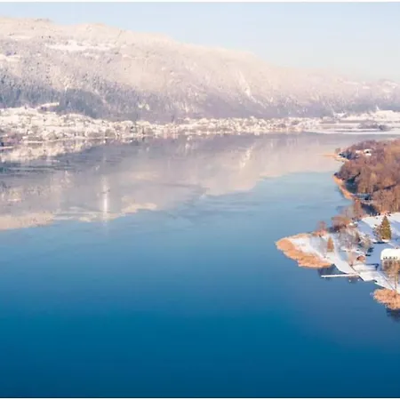 Mobile In Bodensdorf Near &