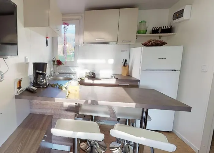 Mobile In Bodensdorf Near & *