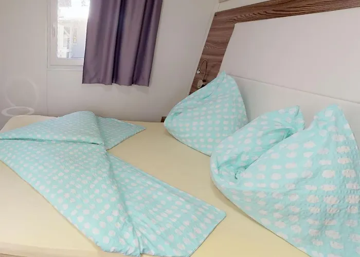 Mobile In Bodensdorf Near & *