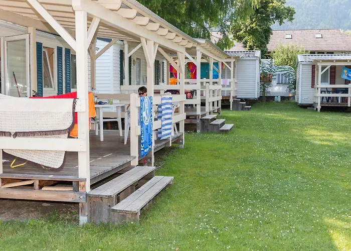 Mobile In Bodensdorf Near & Dom wakacyjny *