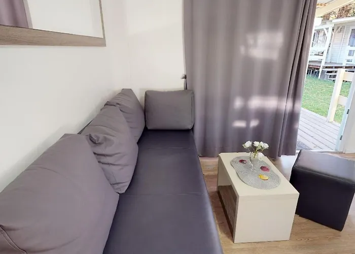 Mobile In Bodensdorf Near & *