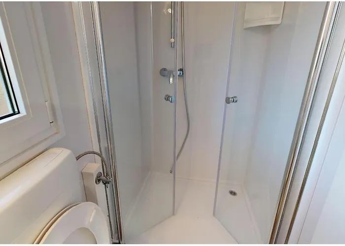 Dom wakacyjny Mobile In Bodensdorf Near & *